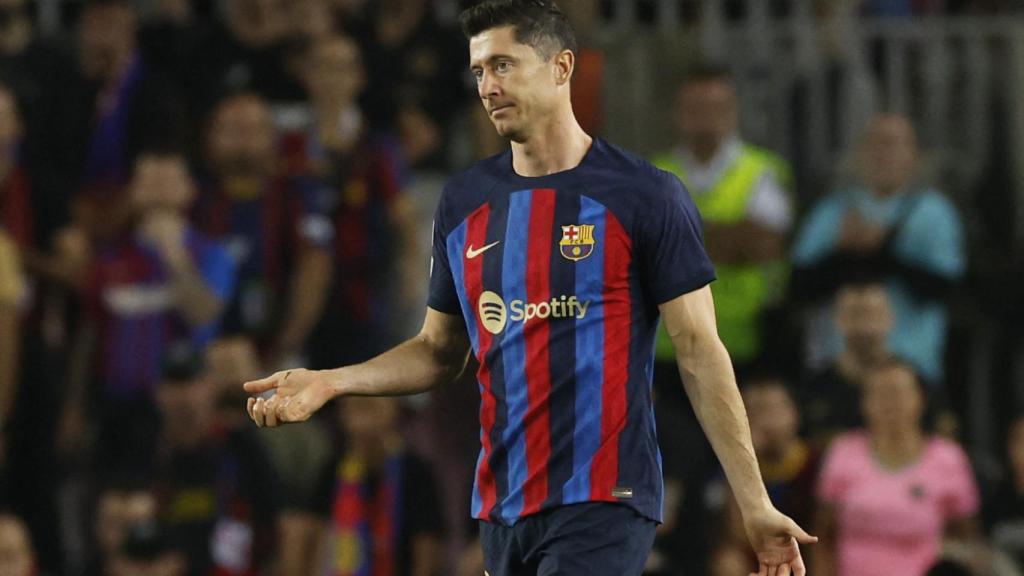 Robert Lewandowski, en un partido del FC Barcelona de la Champions League 2022/2023