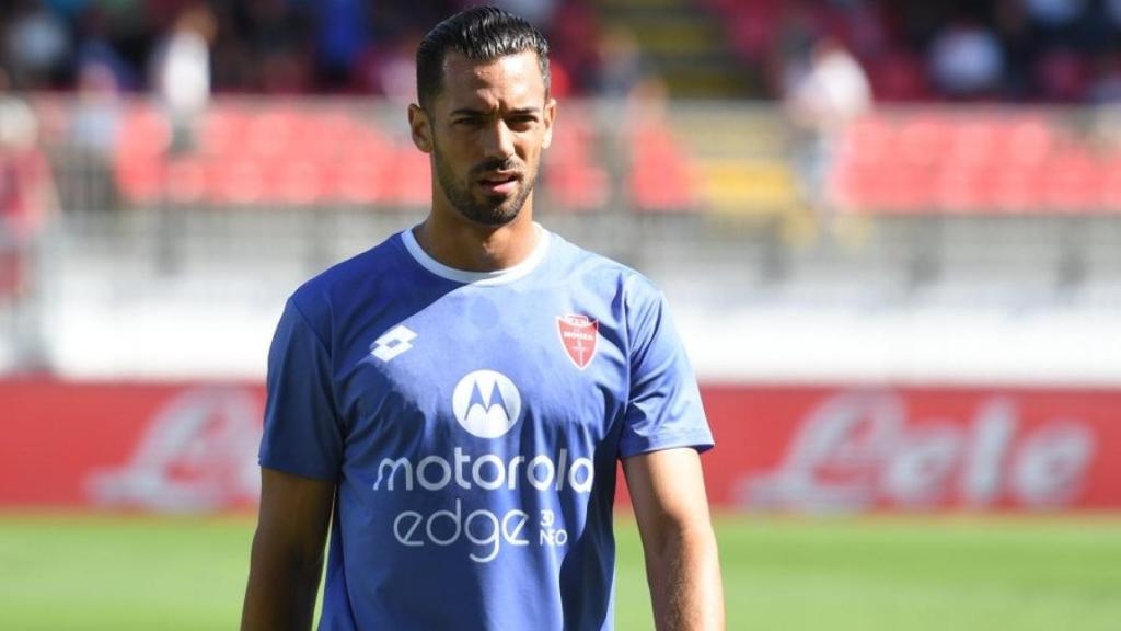 Pablo Mari, con la camiseta del Monza.