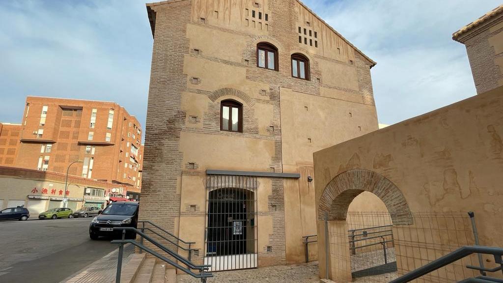 La Casa del Carnaval, cerrada.