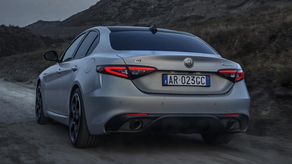 El motor diésel de 160 CV está disponible para todos los modelos de la gama.