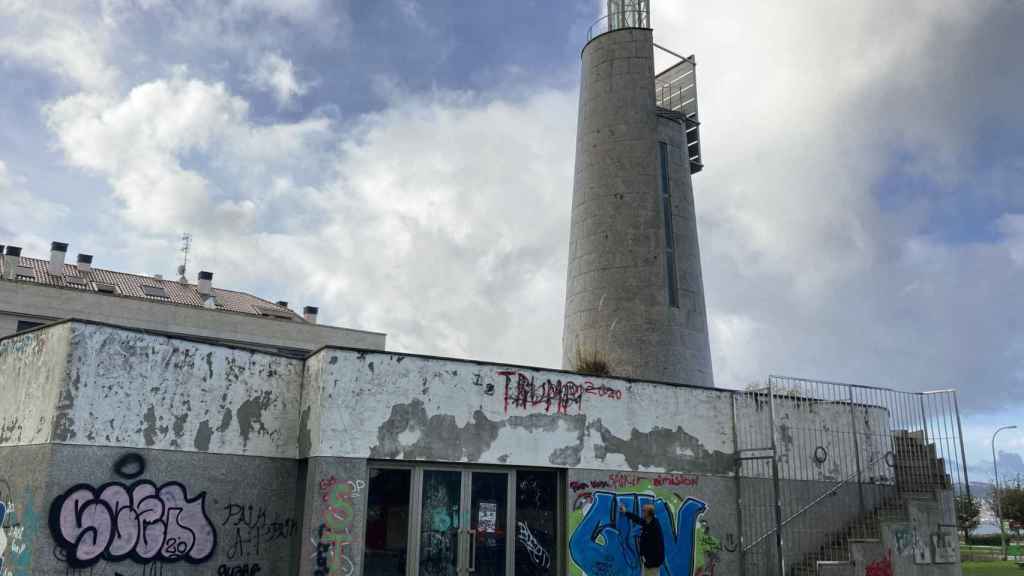 El faro de Canido, en Nigrán (Pontevedra).