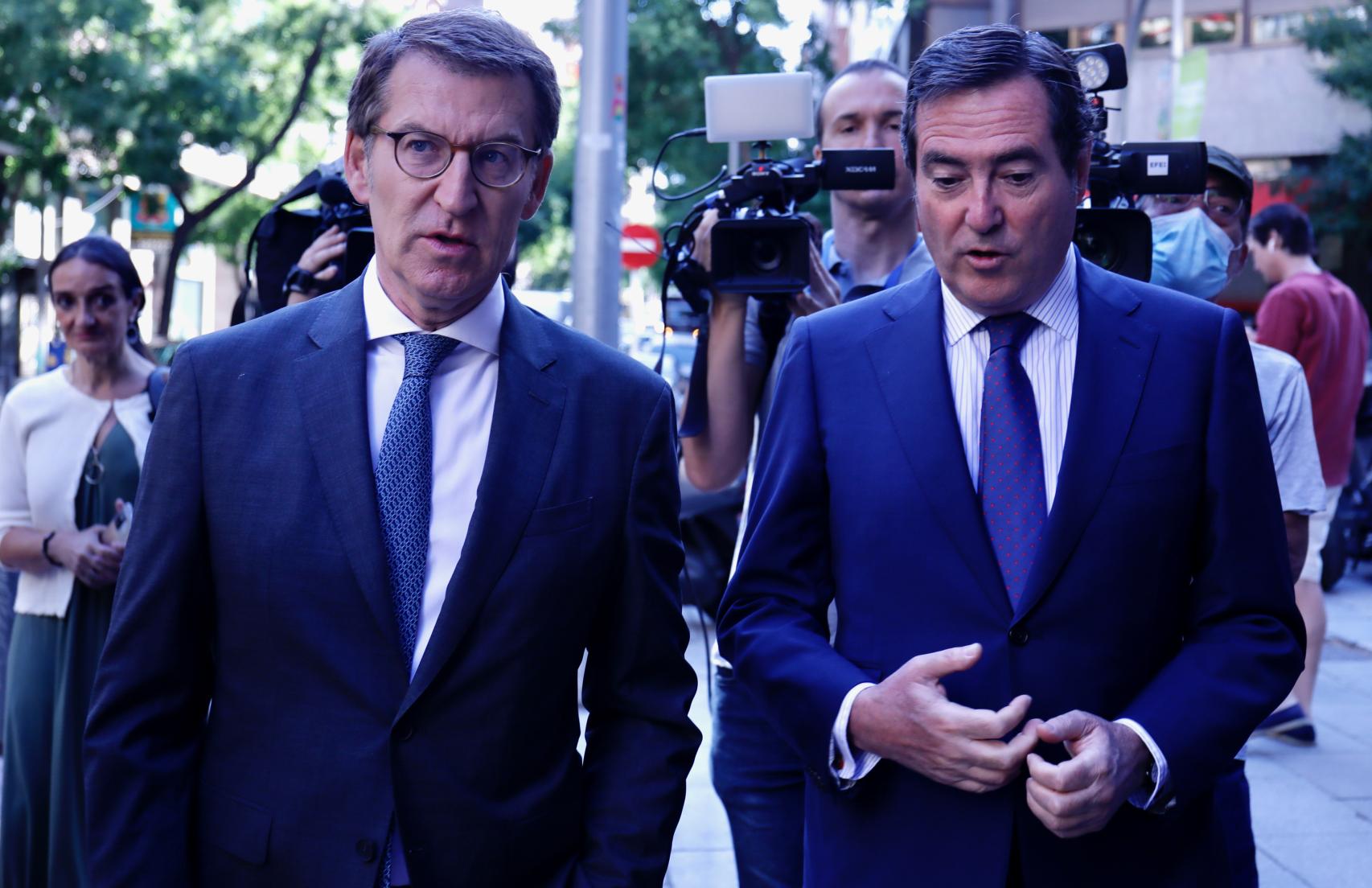 Alberto Núñez Feijóo y Antonio Garamendi.