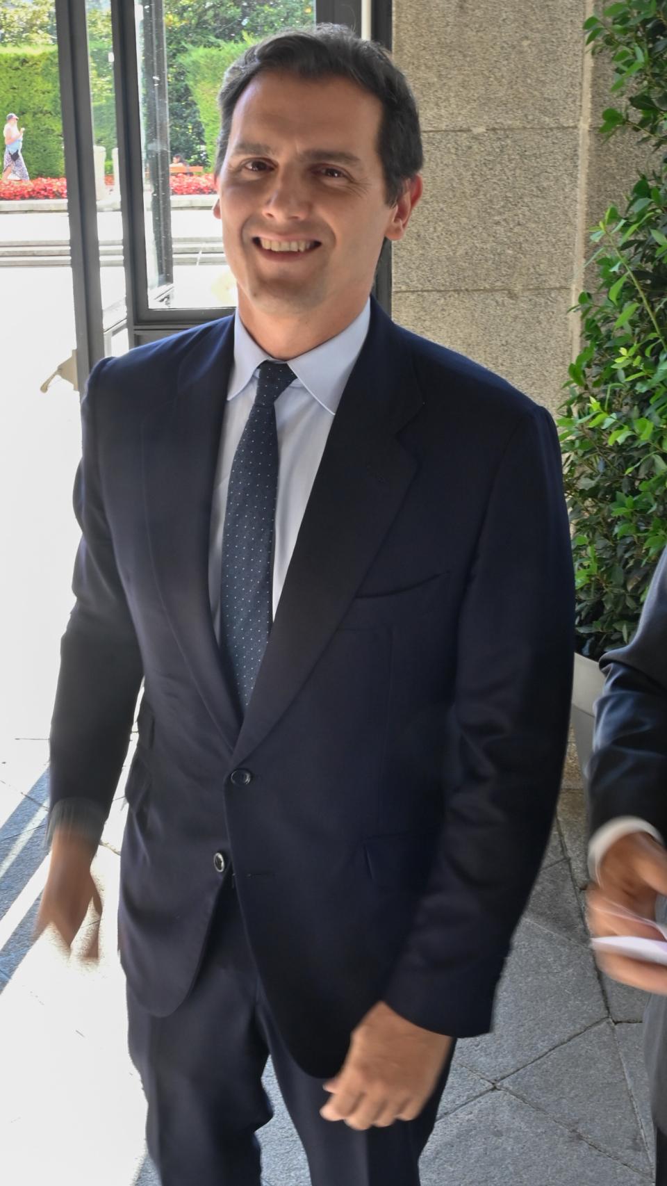 El expolítico asistiendo al Teatro Real de Madrid hace unas semanas.