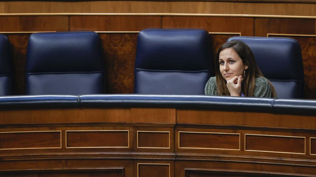 La ministra de Derechos Sociales y Agenda 2030, Ione Belarra, durante un pleno del Congreso de los Diputados.