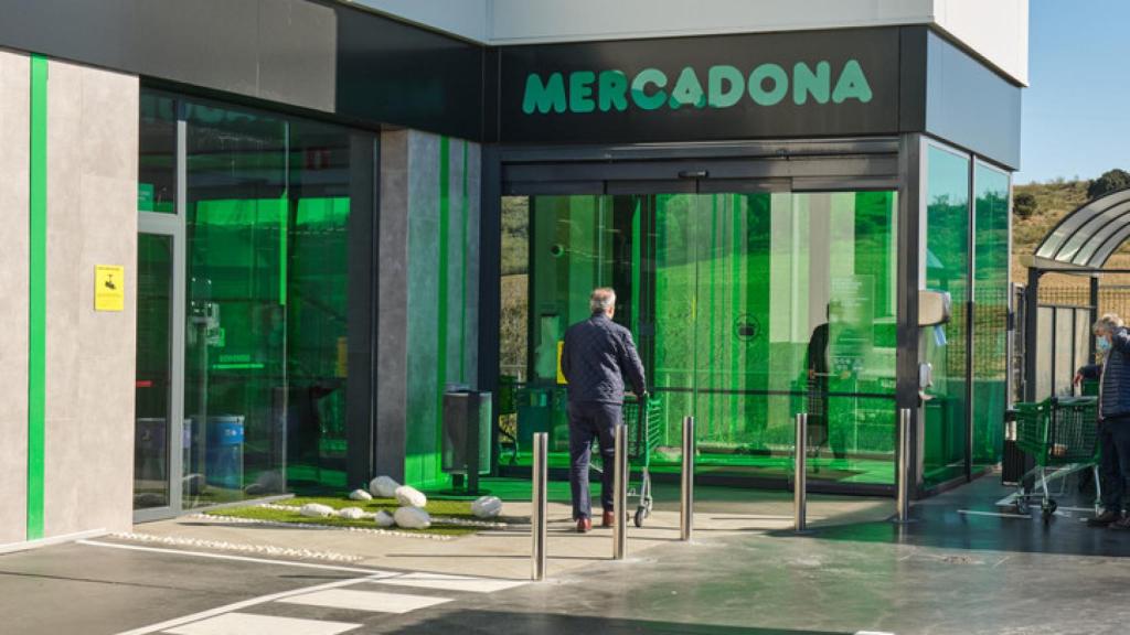 Estos son los supermercados que abrirán el día 1 de noviembre.