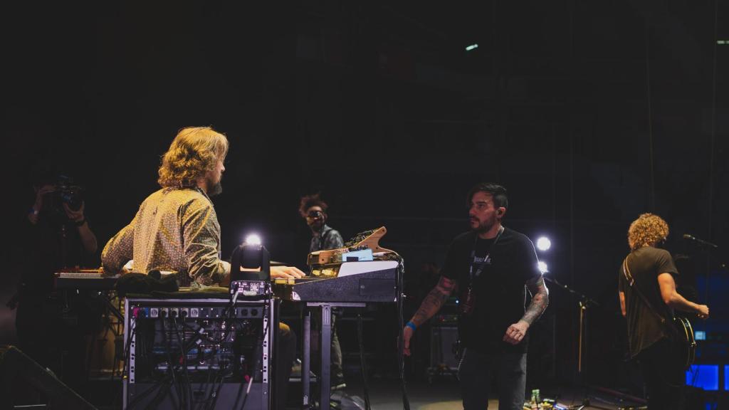 Izal funciona como un engranaje.