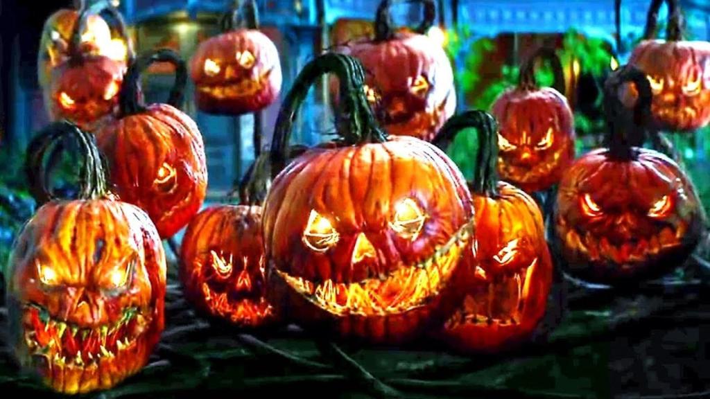 Las terroríficas calabazas de la versión cinematográfica de 'La casa del reloj en la pared'