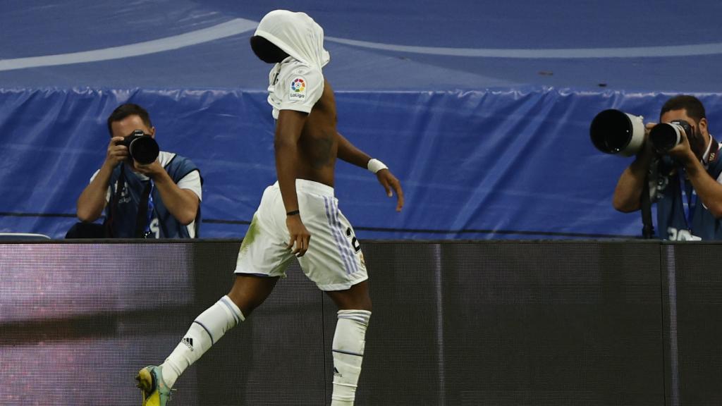 Rodrygo se lamenta del gol anulado ante el Girona