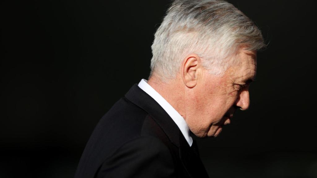 Ancelotti poco antes de comenzar el partido.