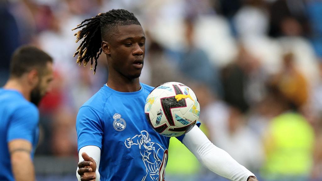 Camavinga durante el calentamiento.