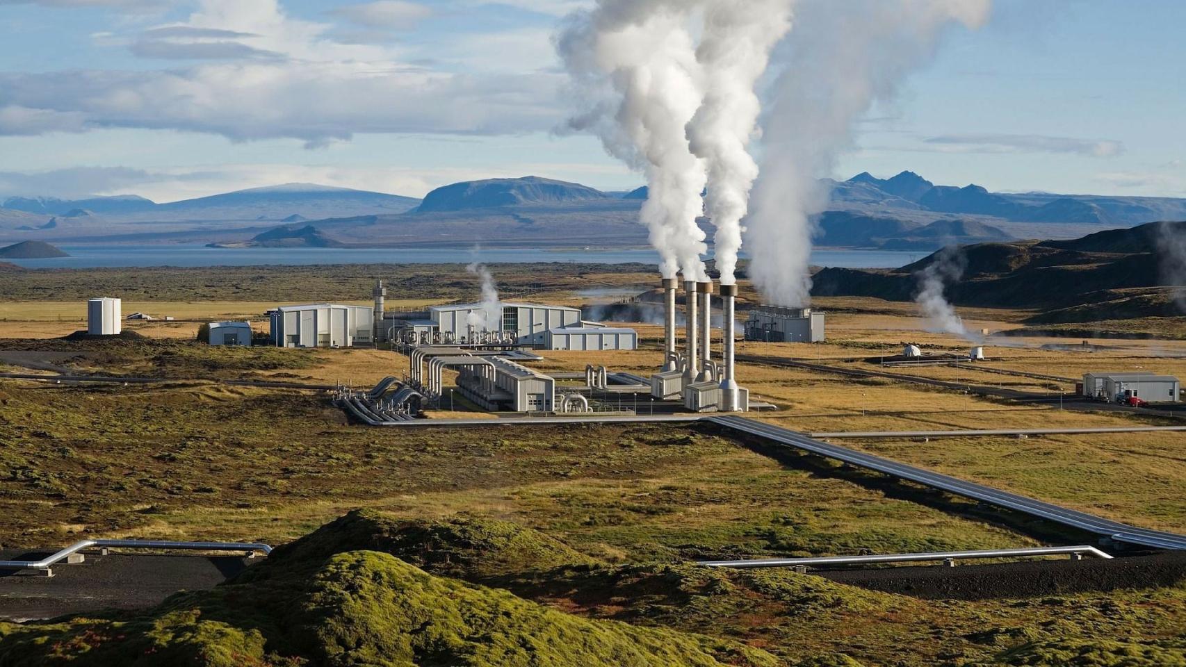 Planta de geotermia en Islandia