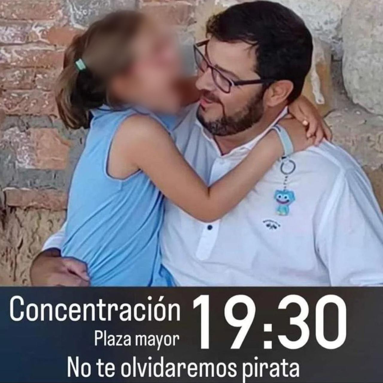 Olivia junto a su padre