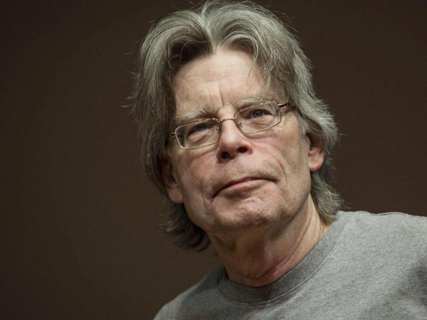 Stephen King, escritor incomodado por el plan económico de Twitter.