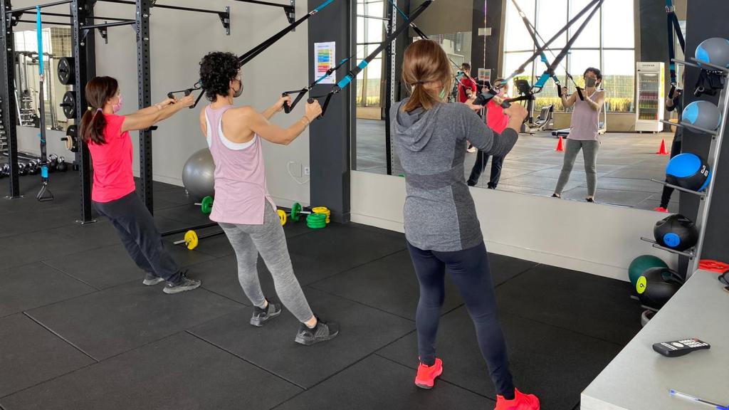Pacientes de la UAPO realizando entrenamientos.