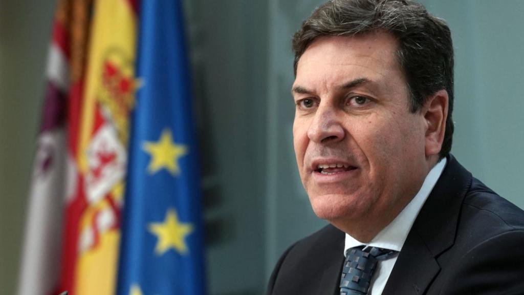 El consejero de Economía y Hacienda y portavoz de la Junta, Carlos Fernández Carriedo, comparece en rueda de prensa posterior al Consejo de Gobierno