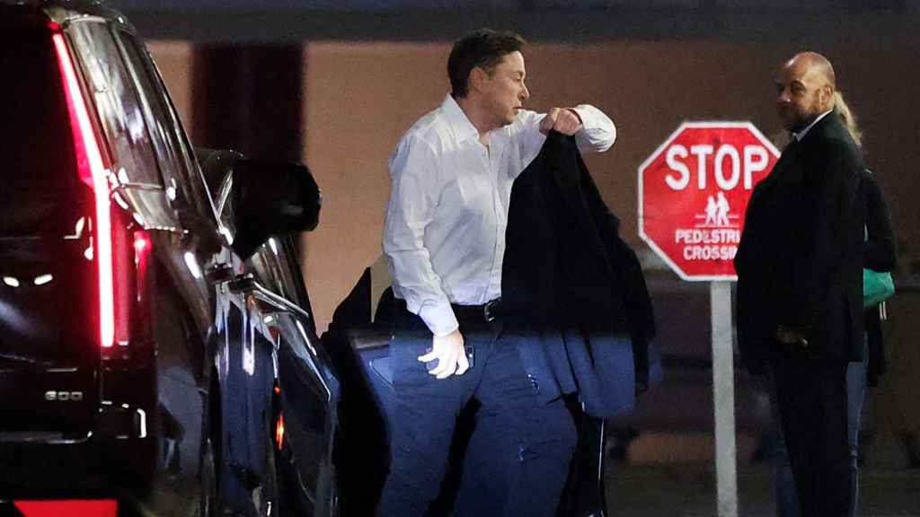 Elon Musk, CEO de Twitter, a su llegada a una conferencia con inversores en Nueva York.