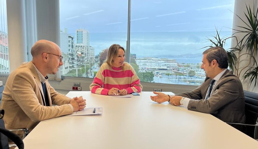 Reunión en la delefación de la Xunta en Vigo.