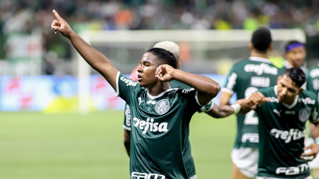 Endrick celebra un gol con el Palmeiras