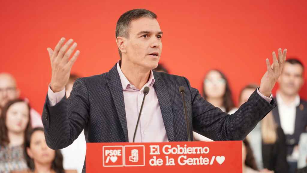 El presidente del Gobierno, Pedro Sánchez, interviene este sábado en un acto en Vitoria-Gasteiz.