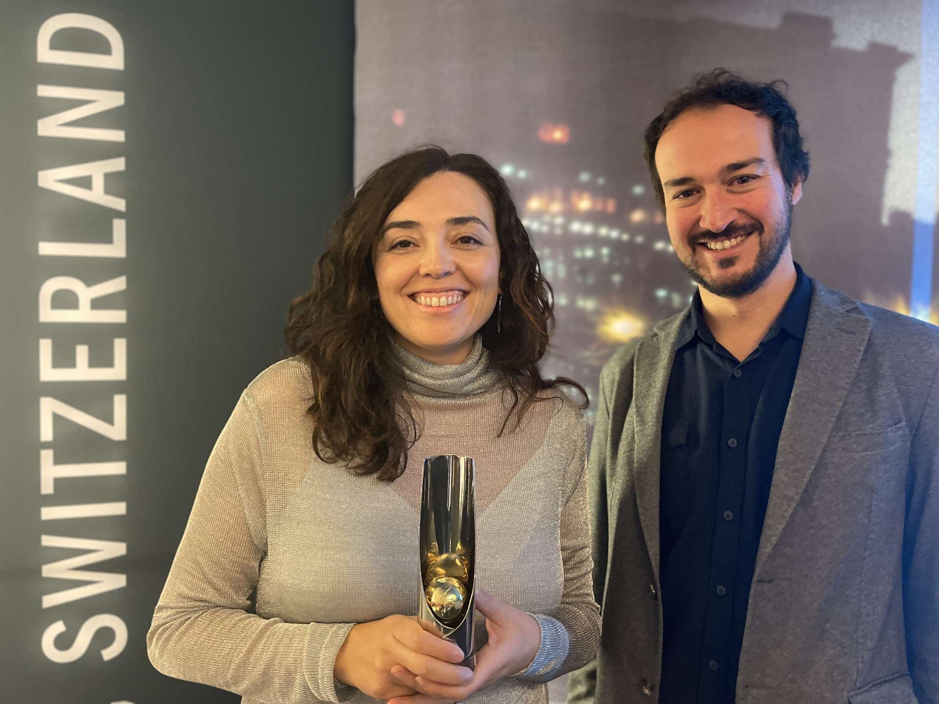 La directora de la agencia, Fátima Carmena, y el responsable de contenidos, Samuel Lema.