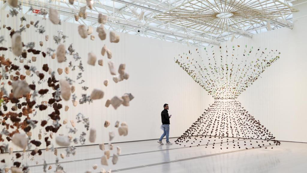 Vista de la exposición de Damián Ortega en el Centro Botín. Foto: Belén de Benito / Centro Botín
