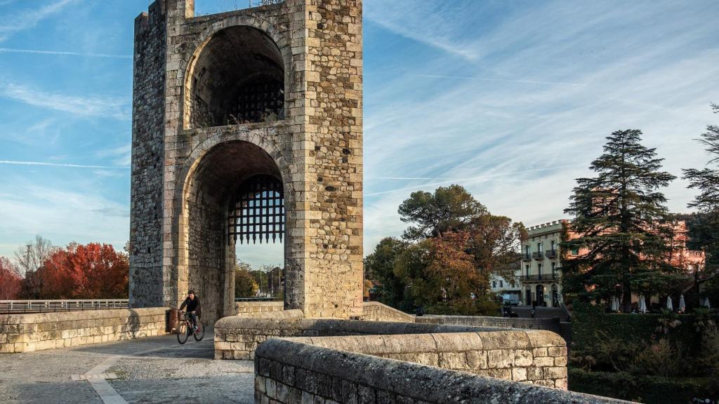 Puente de Besalú