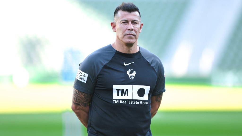 El ya exentrenador del Elche, Jorge Almirón.