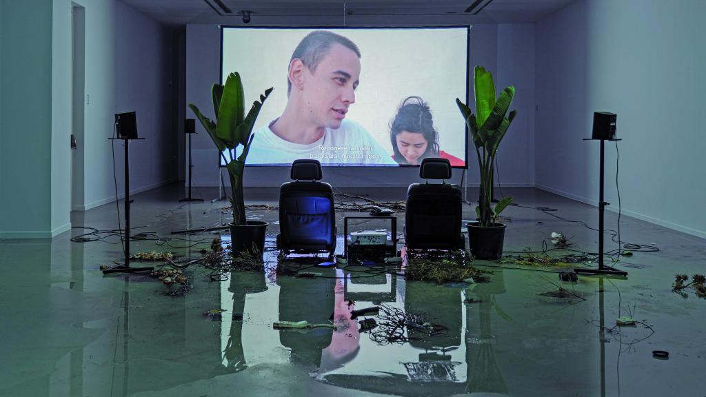 'A Way To Leak, Lick, Leek', 2016. © Laure Prouvost, VEGAP, Madrid, 2022. Fotos: © La Casa Encendida/Galerna