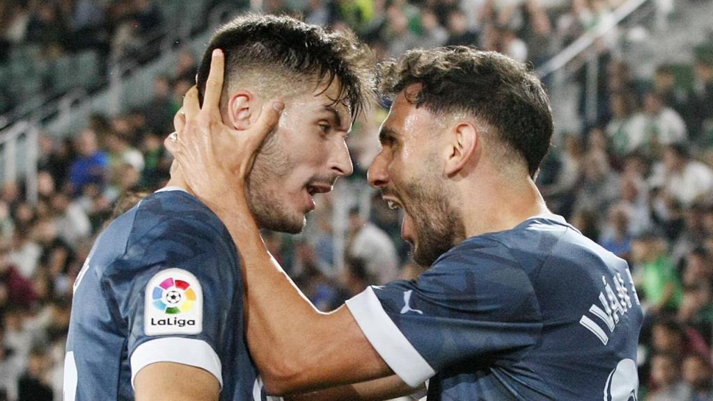 Iván Martín, celebrando un gol del Girona en La Liga 2022/2023