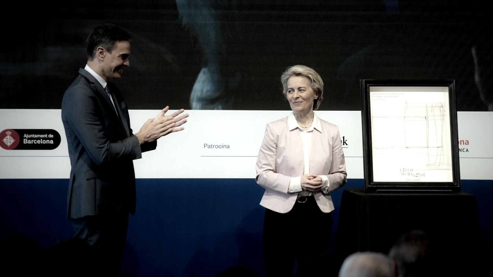 El presidente del Gobierno, Pedro Sánchez, y la presidenta de la Comisión Europea, Ursula von der Leyen.