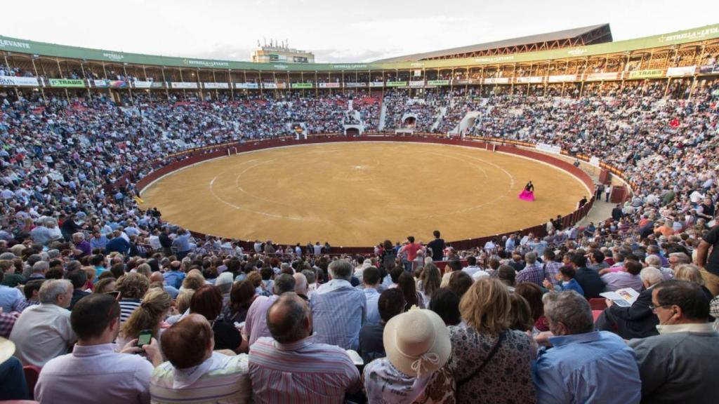Panorámica de la Plaza de Toros de la Condomina en Murcia.