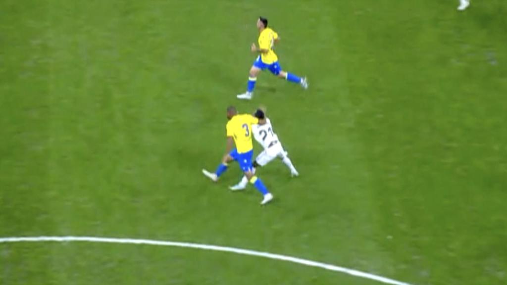 Agresión de Fali a Rodrygo Goes no pitada