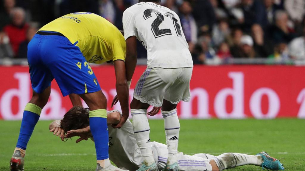 Modric se lamenta por una ocasión fallada.