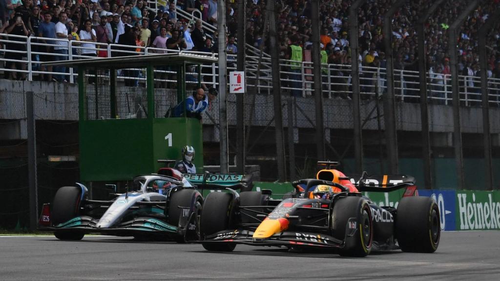 Duelo Verstappen - Russell en Interlagos.