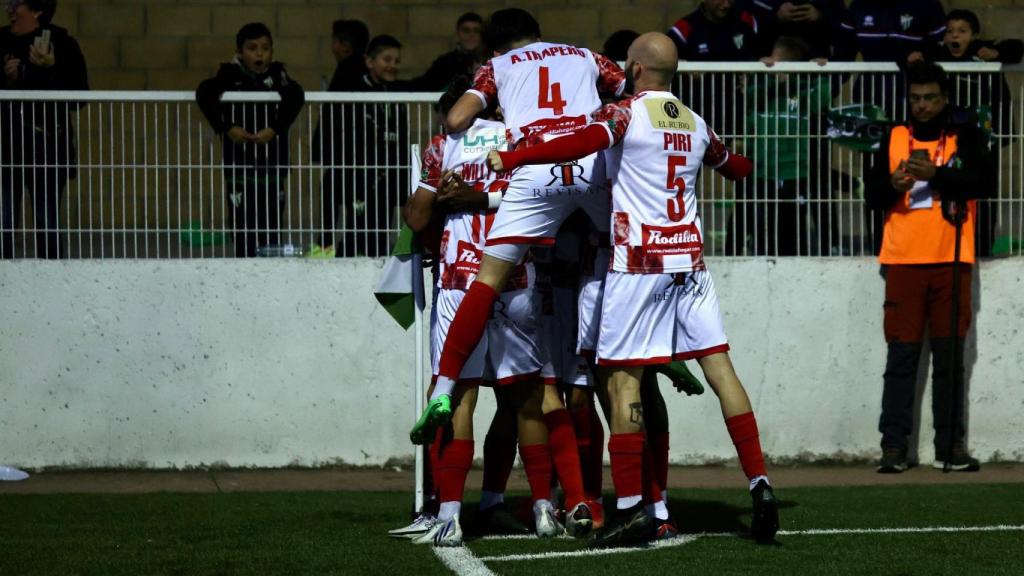 El CD Guijuelo celebra uno de los goles ante el Deportivo de la Coruña