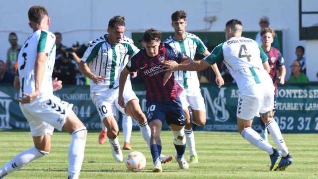 Un momento del Torremolinos vs. Huesca de la Copa del Rey
