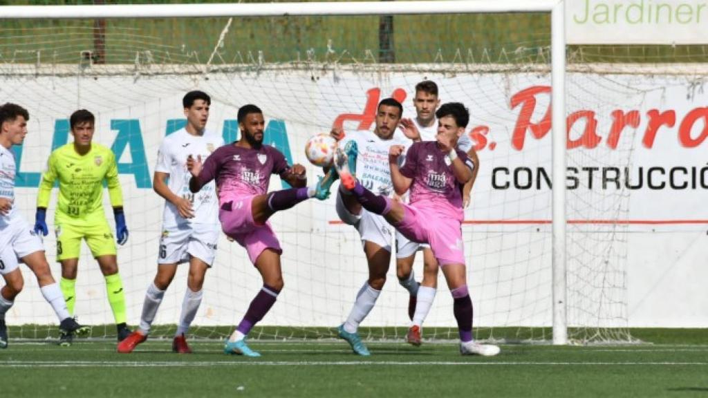 El Málaga CF roza otro batacazo en la Copa que salva en los penaltis