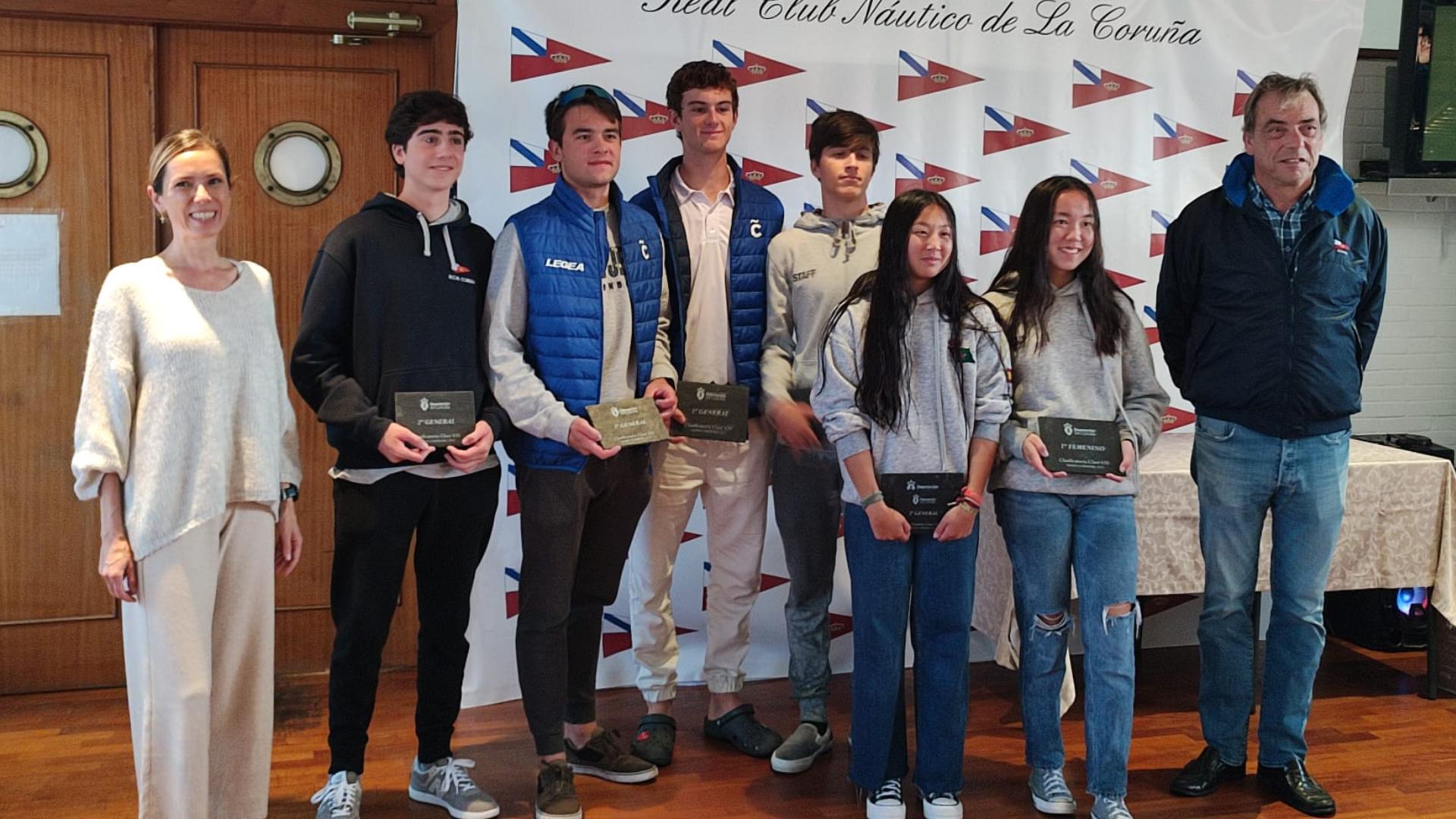 Ganadores de la clase 420. Foto: Cedida