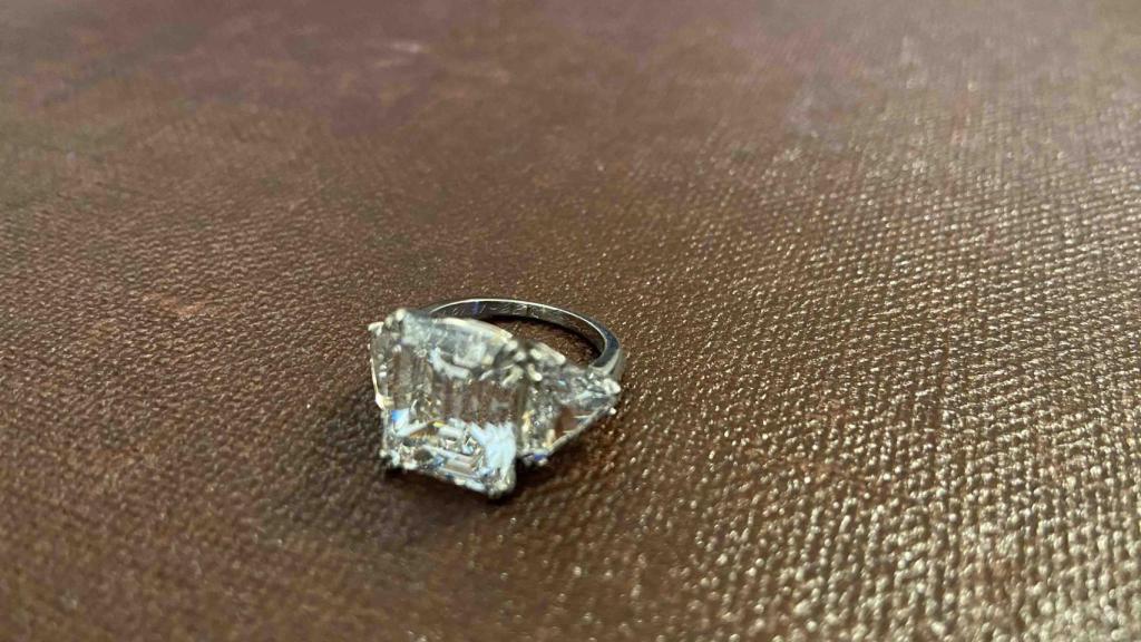 El anillo que Juan Carlos I regaló a Corinna.