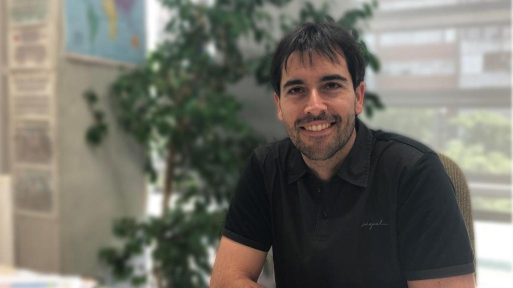 Albert Fabregat, de la Universitat Rovira i Virgili (URV). Investigador principal del proyecto 'Nuevos dispositivos médicos para mejorar la monitorización de señales eléctricas cerebrales en recién nacidos y adultos'