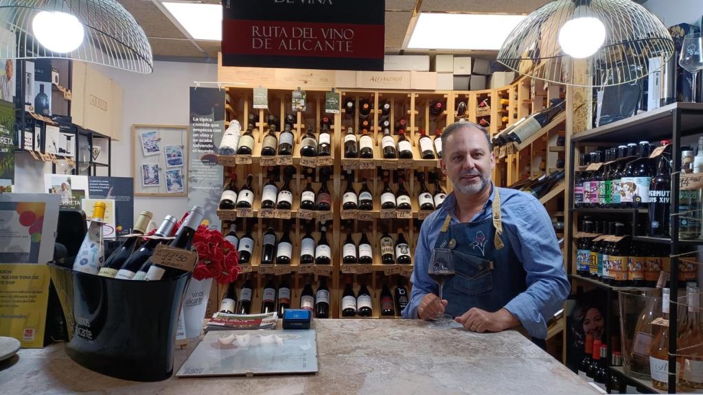 Abraham Viña Fernández, propietario de 'Rincón de Viña'.