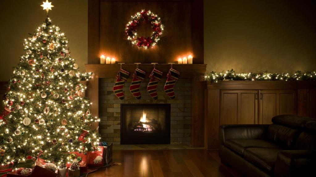 Una casa con navideña.