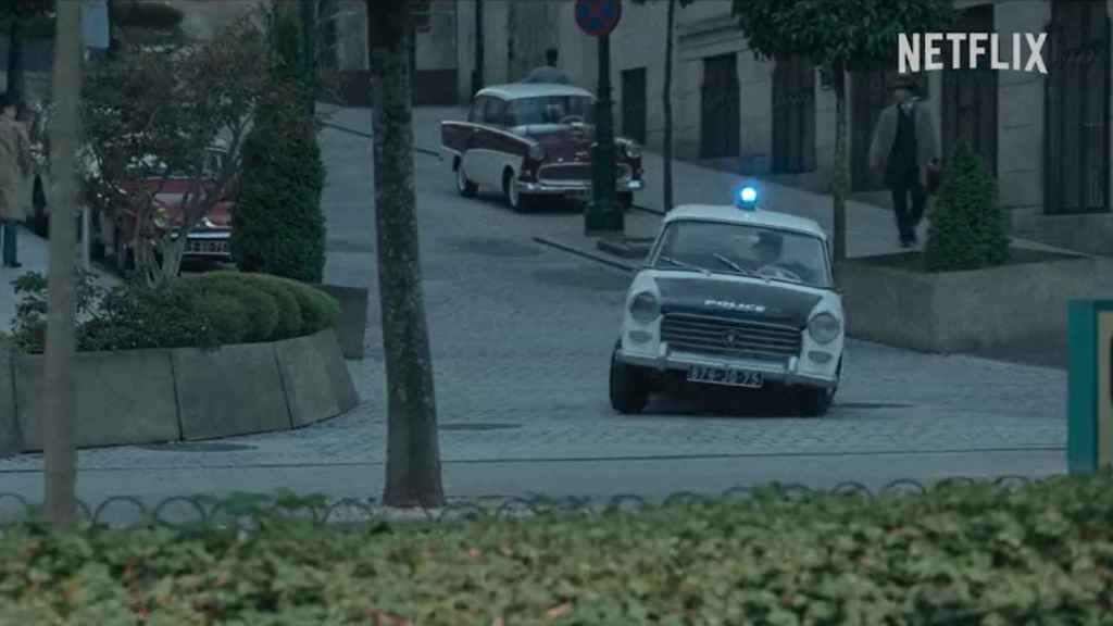 Imagen de ‘Un hombre de acción’ donde se aprecia la calle Reconquista en su enlace con Plaza de Compostela.