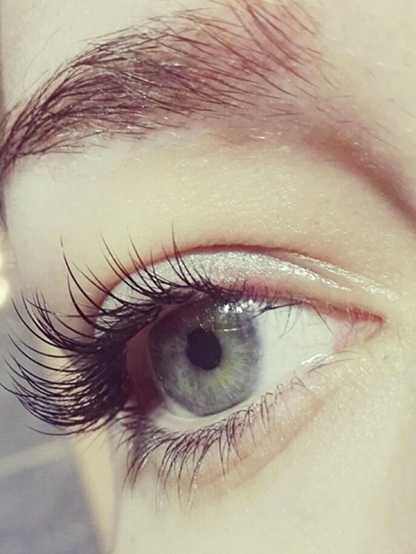 Extensión de pestañas Sundara.