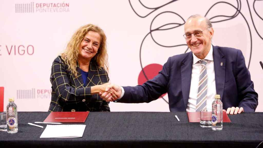 Carmela Silva y Manuel Reigosa.