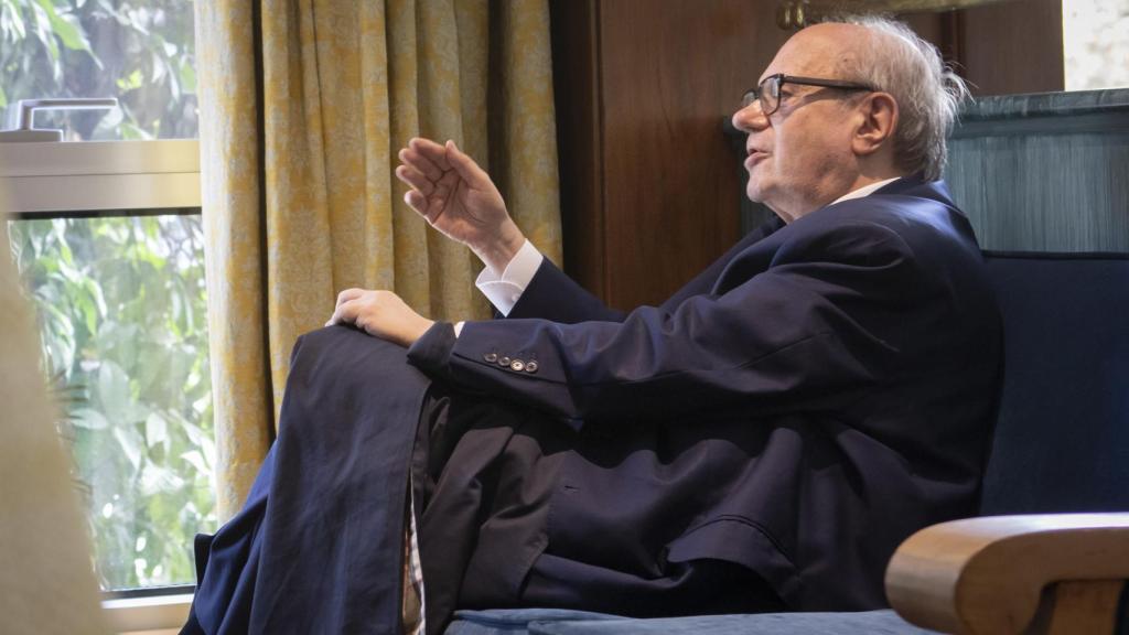 Pere Gimferrer, durante un momento de la entrevista.