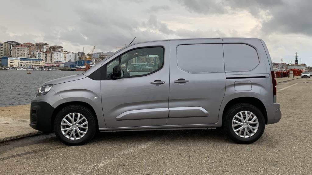 El Fiat E-Doblò se ofrece en dos longitudes y tres configuraciones.