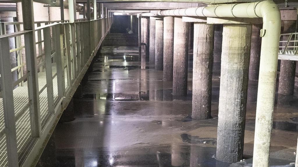 Un tanque de tormentas del Canal de Isabel II.