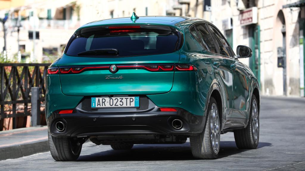 El Alfa Romeo Tonale híbrido enchufable tiene una autonomía eléctrica de hasta 80 km.