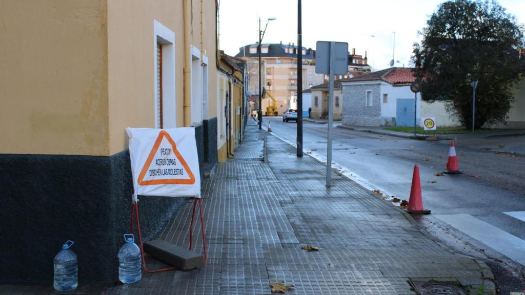 Imagen de las obras en la calle de la Salud